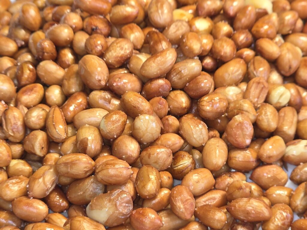 Simple Homemade Roasted Peanuts